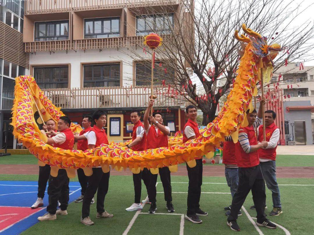 正月十五花灯俏,锣鼓喧天闹元宵!_小学