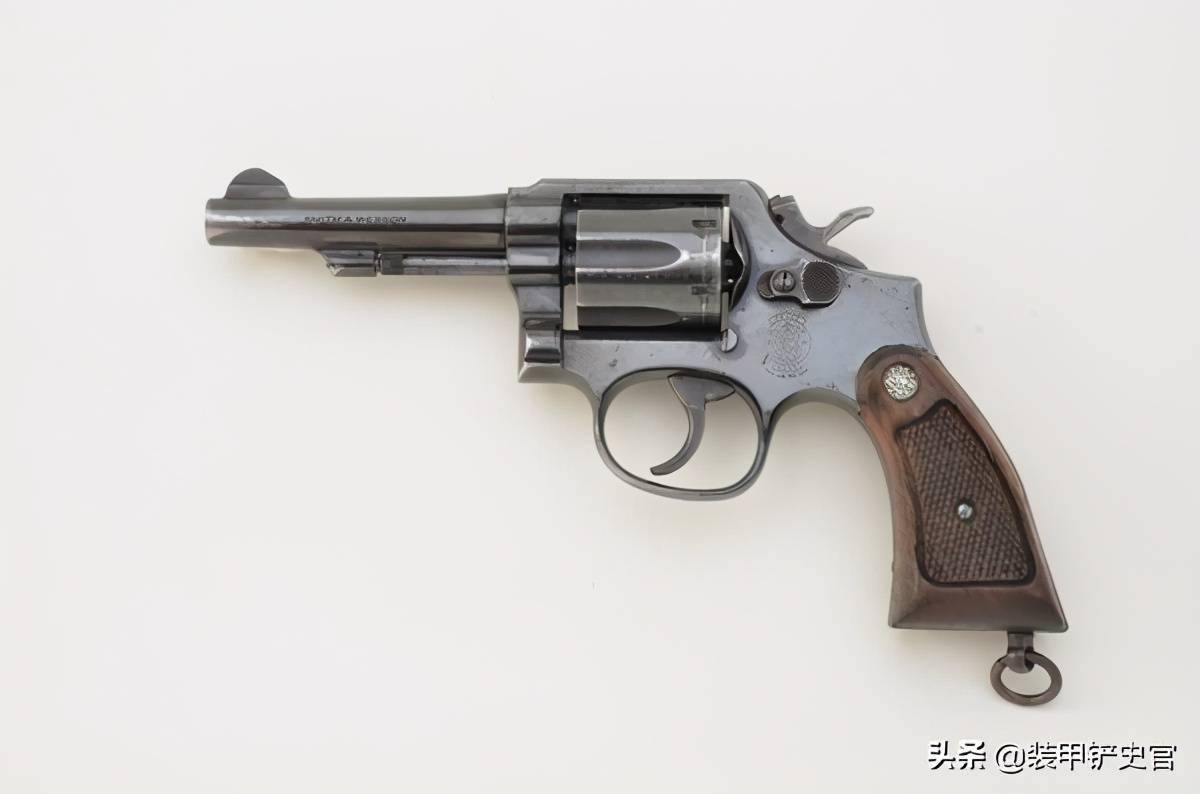 雷明顿1875左轮枪图片