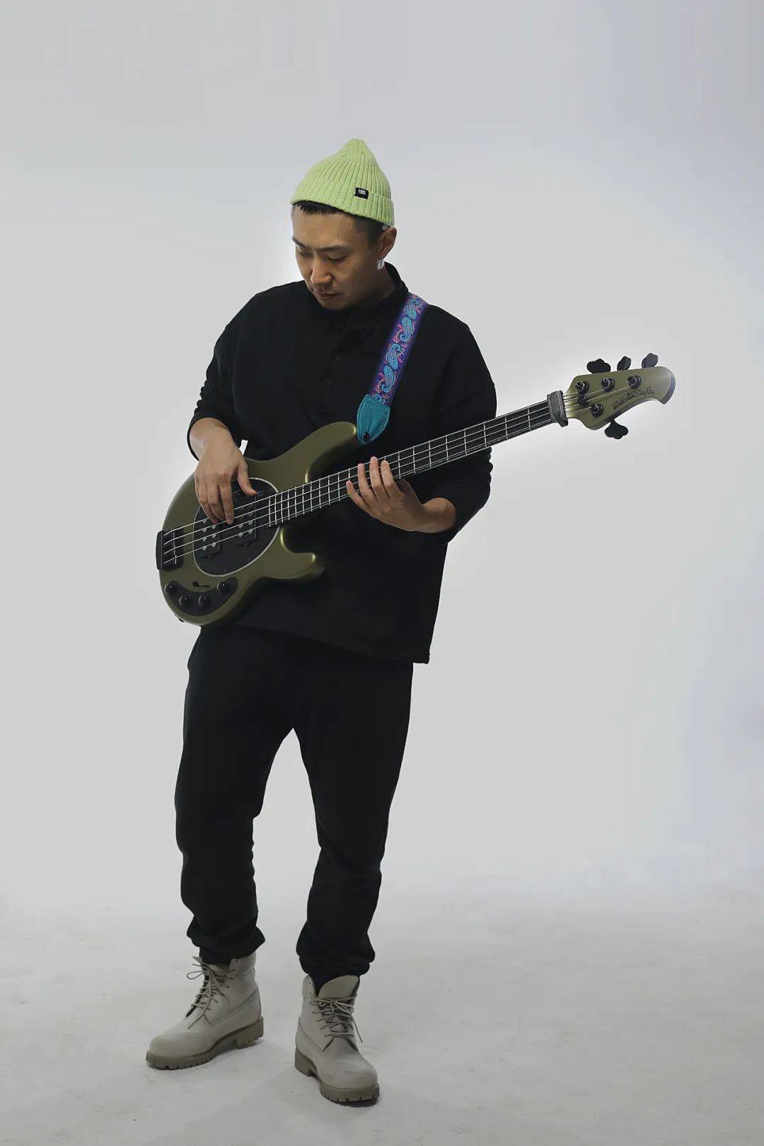 buy tickets, every venue needs players and listeners泥塑上帝乐队