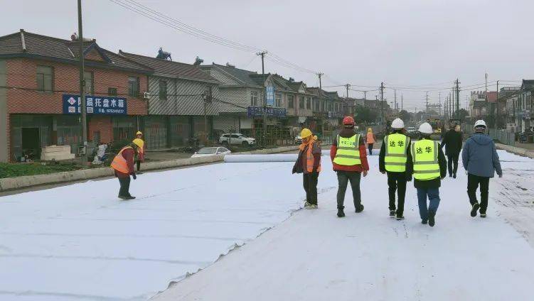 戴南gdp_中国gdp增长图(3)