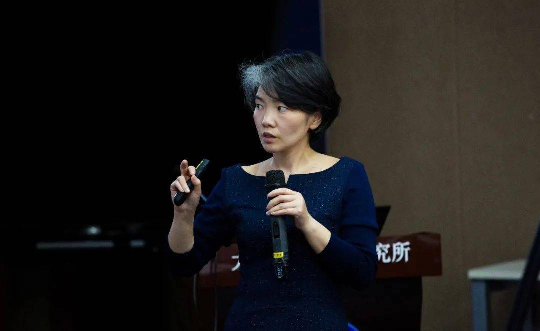 多年来深耕于催化基础研究领域的潘秀莲,至今仍孜孜以求,不忘初心.