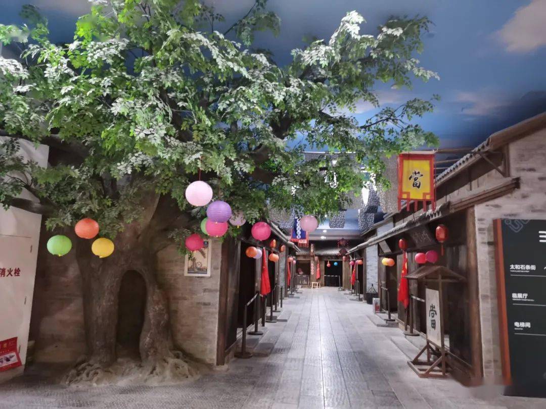 太和县博物馆(新馆)在各级领导的关怀下,在全县人民的期盼中,历经2年