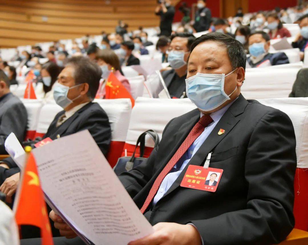 会议通过了政协第八届濮阳市委员会第五次会议关于常务委员会工作报告