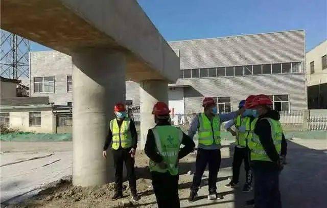 戴南gdp_中国gdp增长图(3)