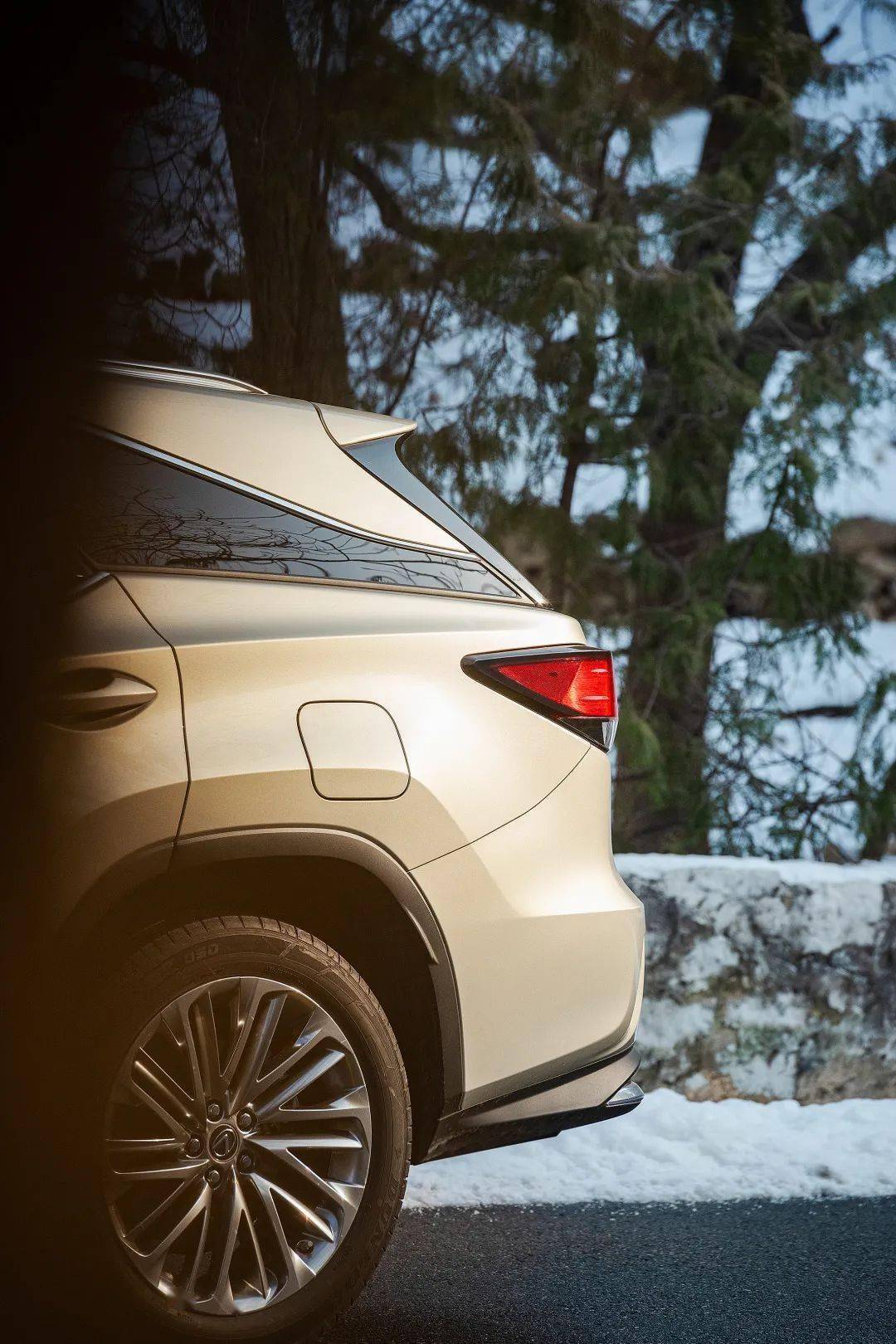 熔光晶到底是一种什么颜色