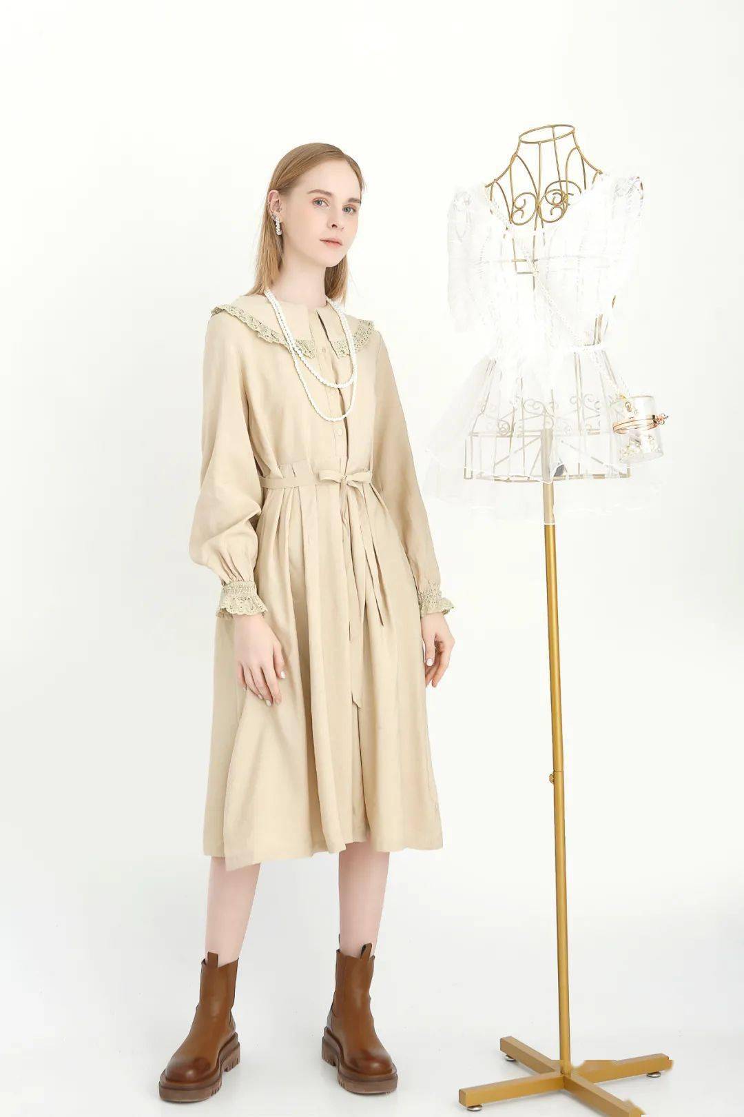 renbokara丨气温回升春已至这几款时髦女装元气满满不沉闷