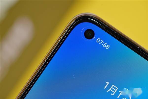 骁龙888仅售2799元！realme GT银河战舰开箱图赏_支持