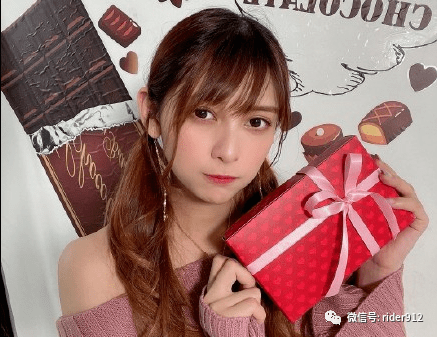 假面骑士圣刃神代玲花生活照曝光身材无比养眼