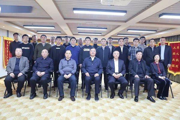 市应急管理局韩峙检查指导专班工作慰问驻守党员干部