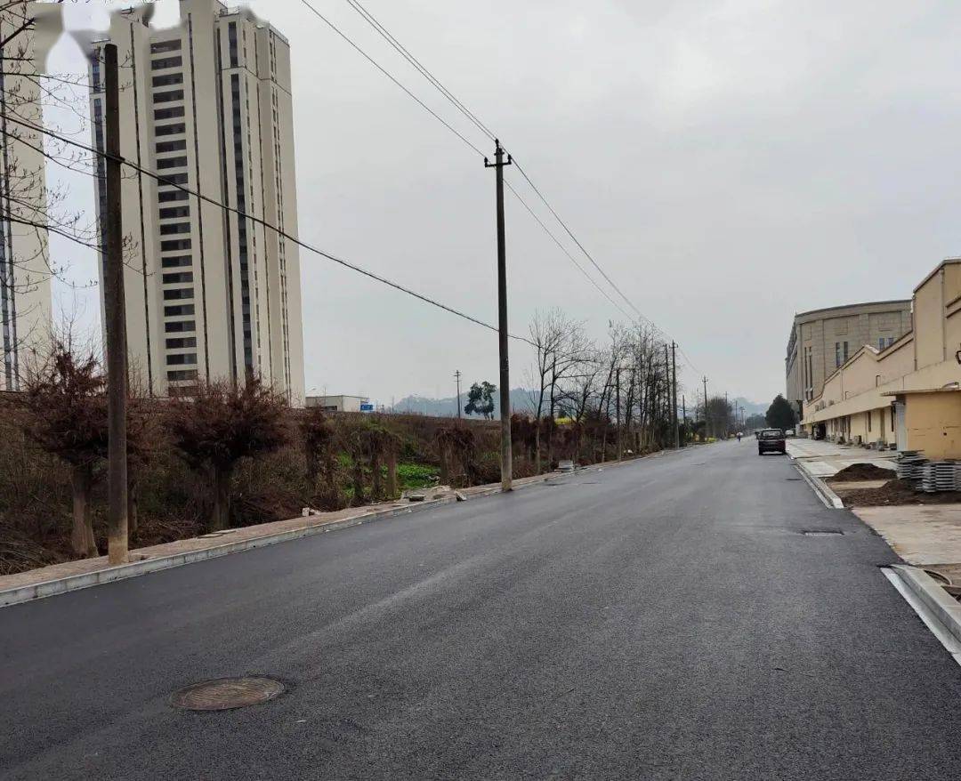 更楼街道美丽城镇建设比起来干起来热起来