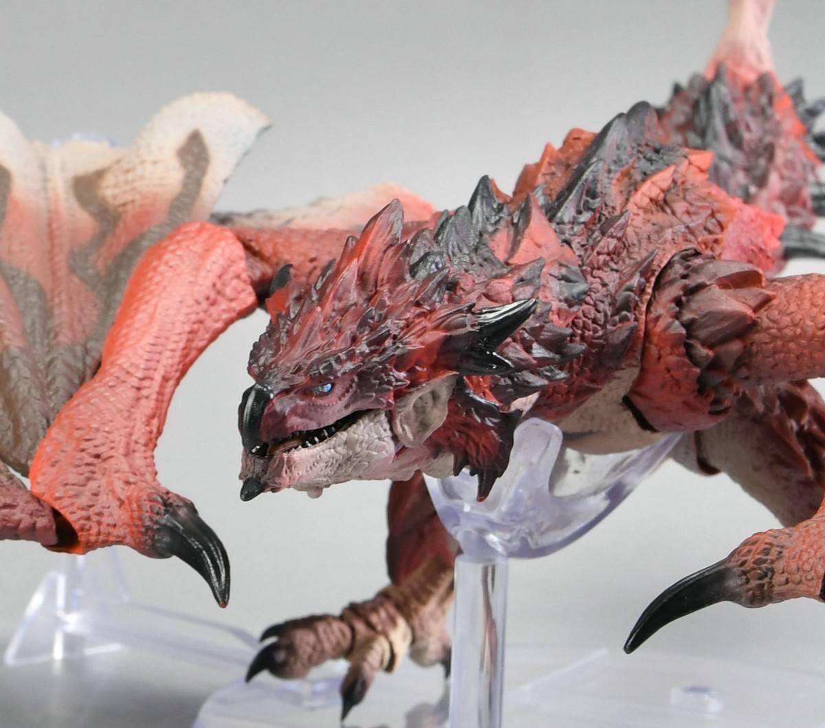 78官测万代shm雄火龙