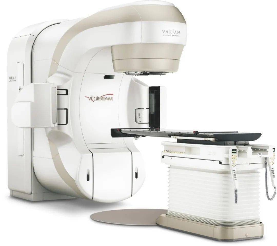 引入美国瓦里安制造的最新版本直线加速器"vitalbeam",这台被誉为"