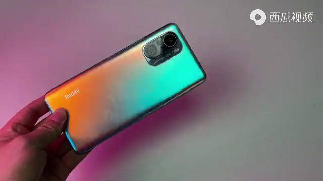 redmik40屏幕显示真的猛吗真实上手反馈设置好了是真的爽