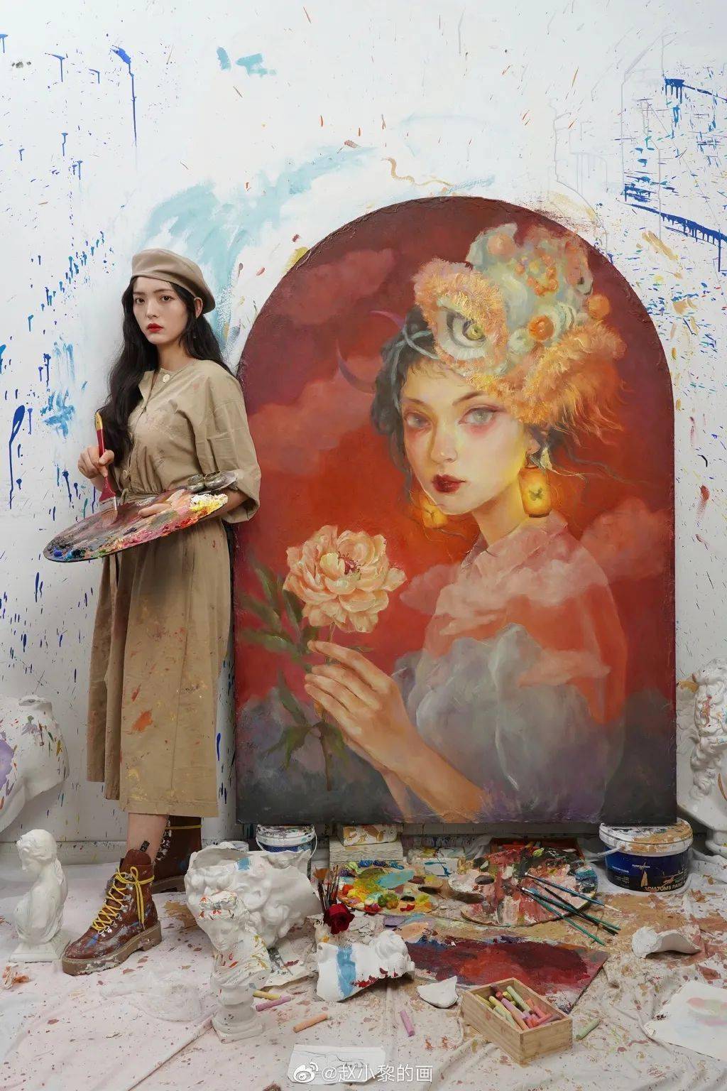 ▼赵小黎去凉山支教教大山里的孩子画画画画,办画展,卖画,捐赠,义教