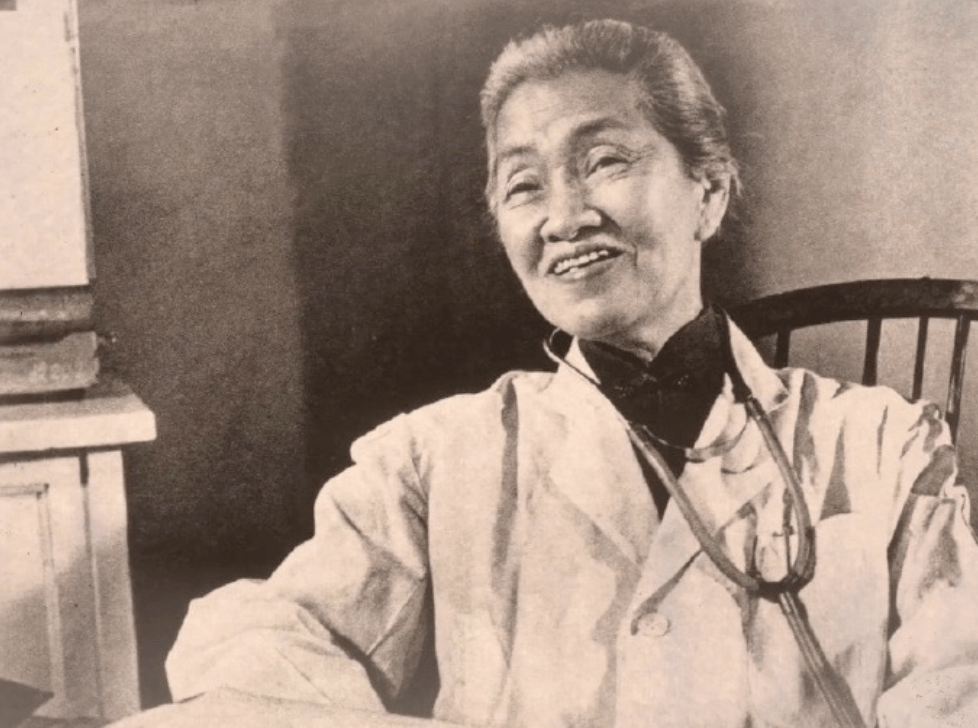 今天让我们致敬这些伟大的女性