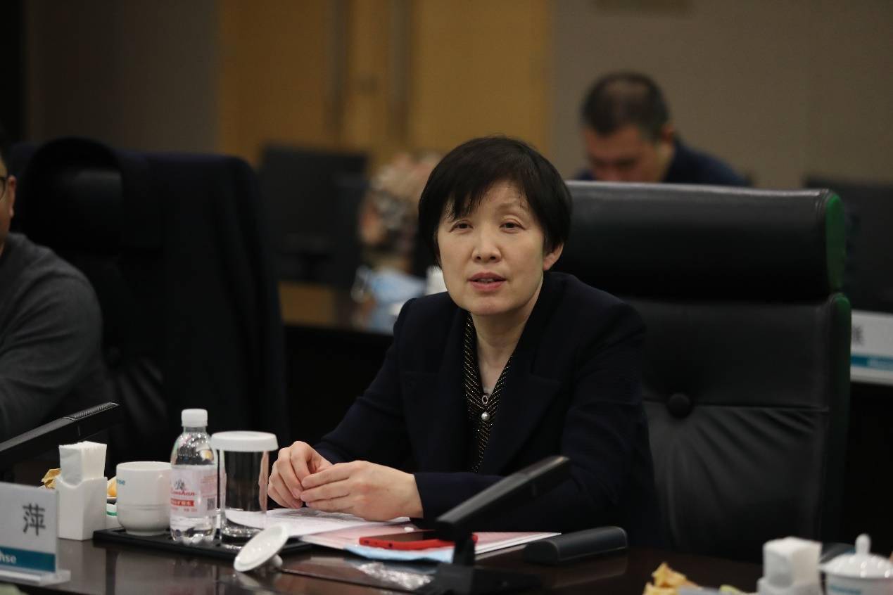 中华医学会超声医学分会主委梁萍表示,海信是一个非常有社会责任感的