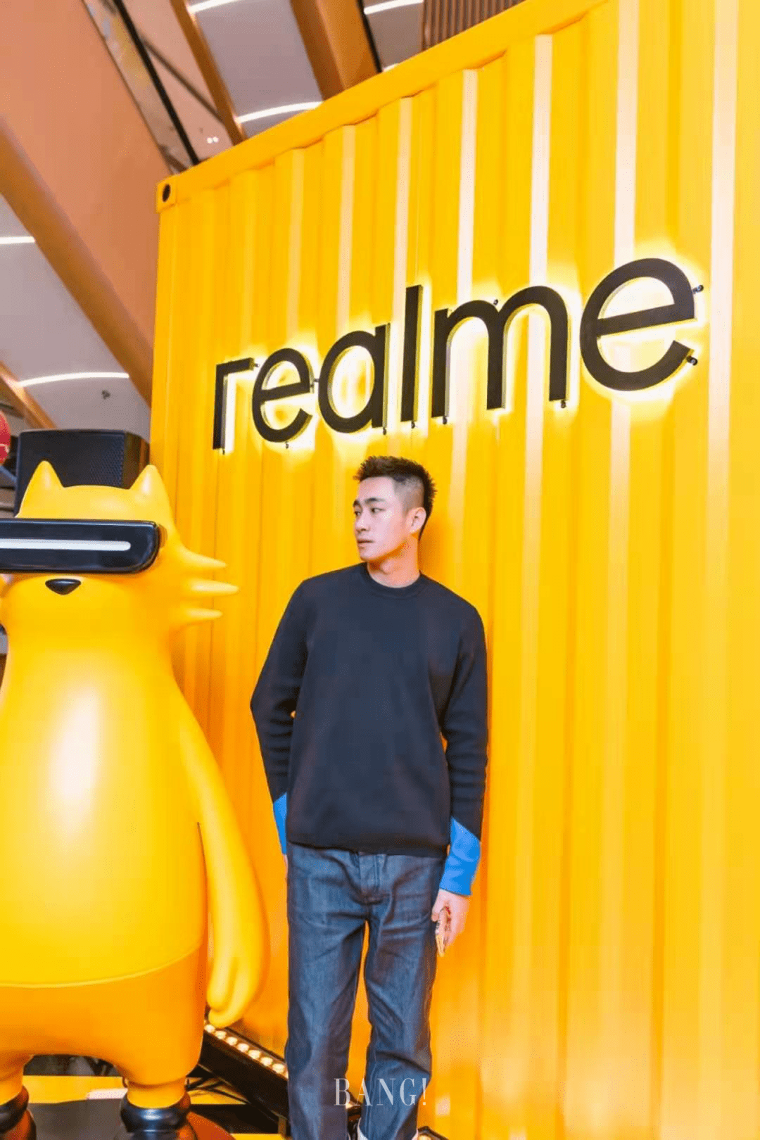 性能|上海人疯抢、刷屏社交圈，realme快闪店有多“嗲”？