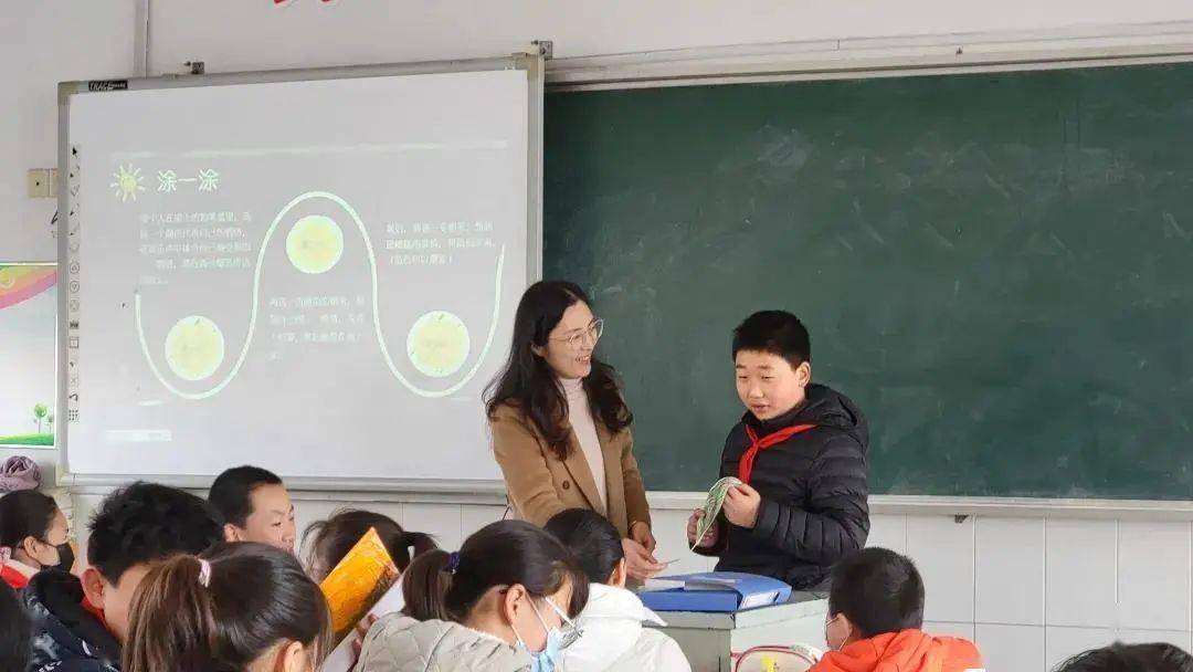 怎么成为学校心理老师 469e97a08e2a461c8858424e53dcf152.jpeg