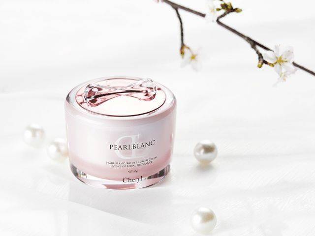 素颜霜 8ce1972d22cc4ff98162023f35c6e380.jpeg