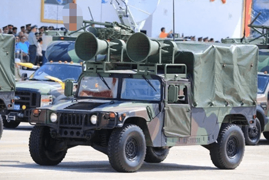而现有的6辆"心战喊话车"是由m998及m1045悍马车改装,接收至今已超过