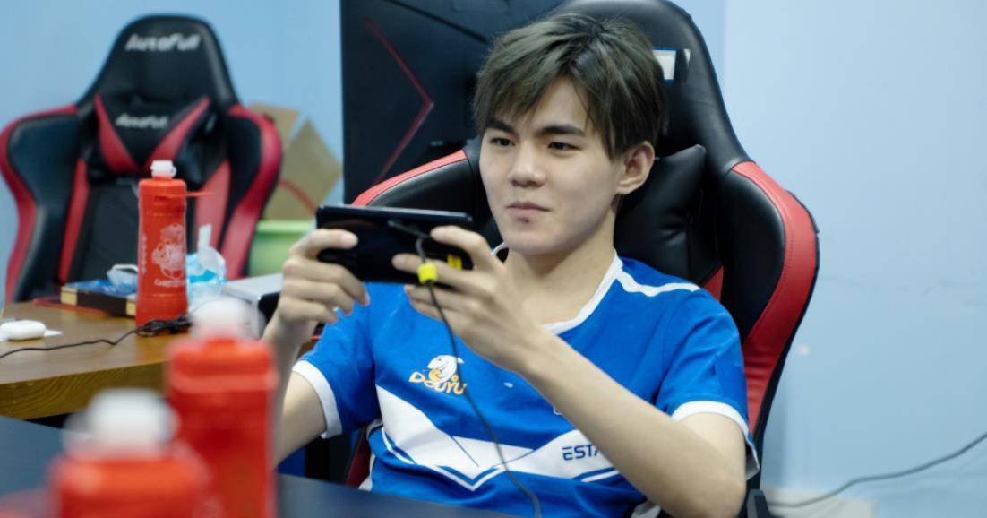 kpl诺言创造营受挫做梦都想玩王者荣耀来戒网中心三个月了