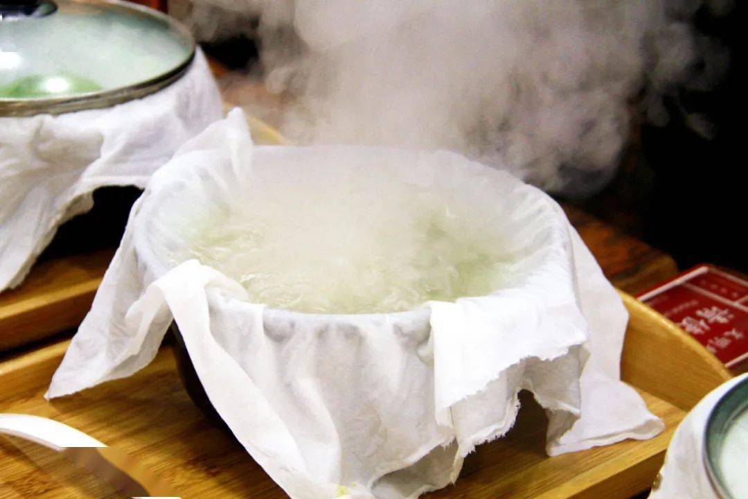 陕菜61情缘67名菜传承汉阴白火石氽汤