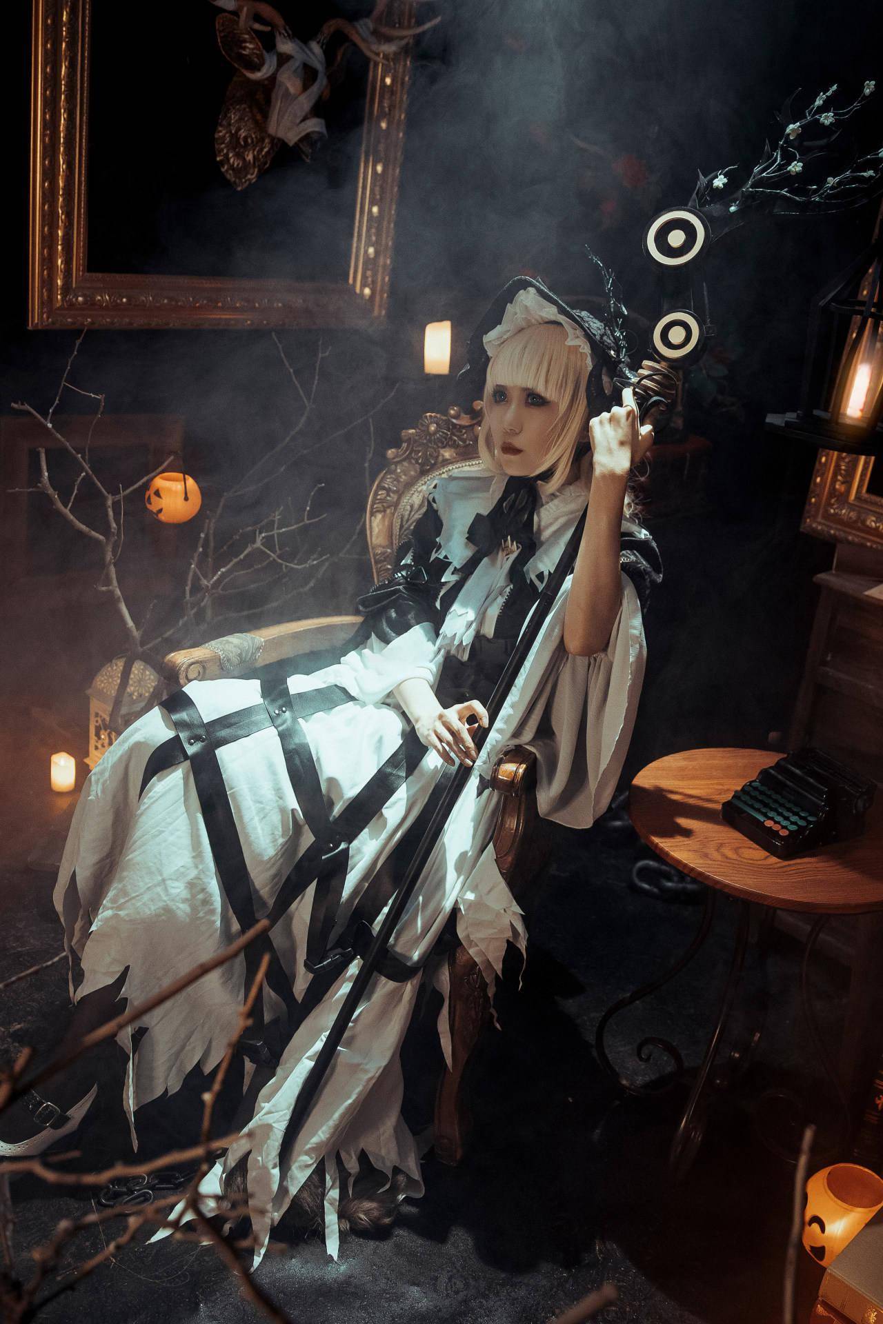 明日方舟夜莺cosplay