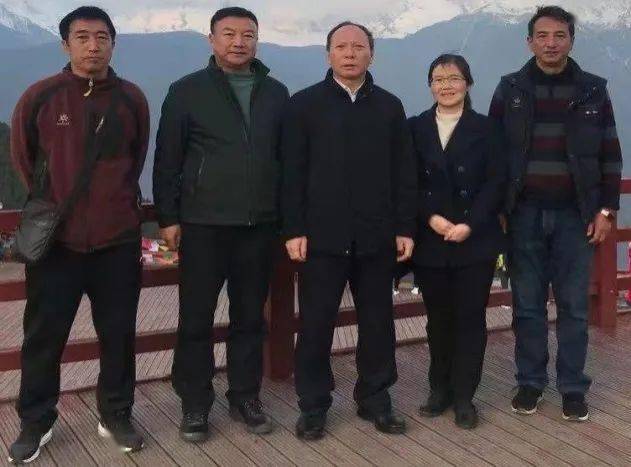 时讯茶忠旺到德钦督导调研维稳工作