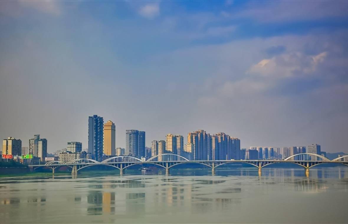 2020年gdp银川市_银川市地图(2)