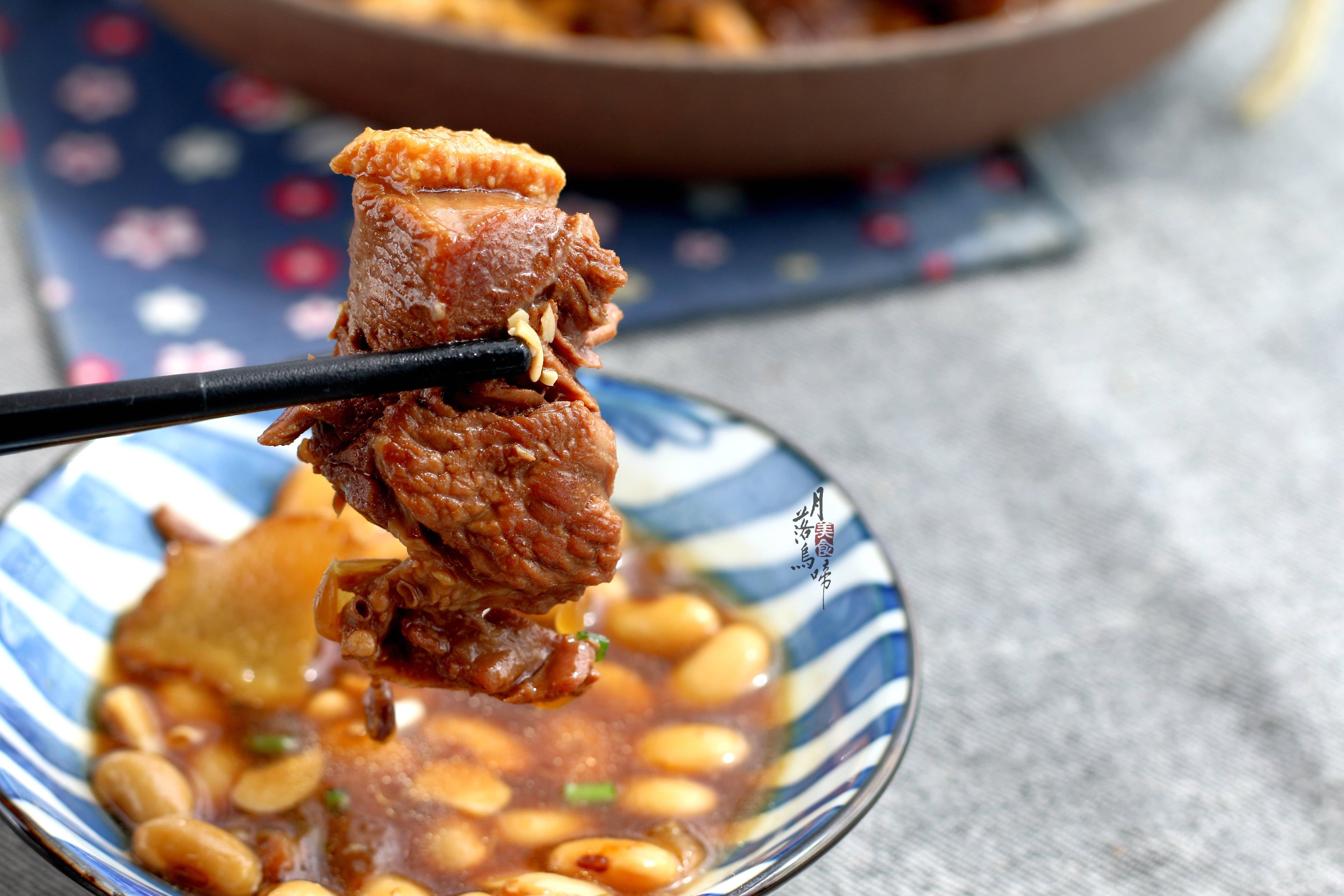 太香了春日好菜黄豆焖鸭好吃滋补无异味还没上桌儿子抢着吃