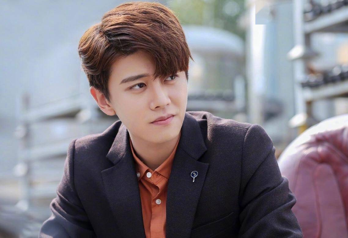 男星排行榜_360搜索男星排行榜,周深第三,肖战第二,榜首让人意外