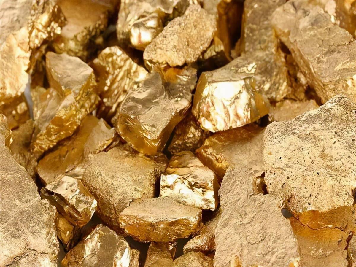 全球第一金矿：深度超4千米员工4千名，每吨挖到10克黄金就能盈利-搜狐大视野-搜狐新闻