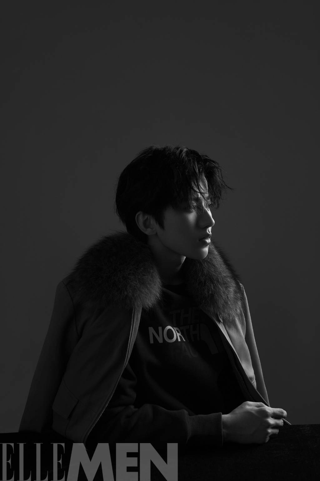 蔡徐坤ellemen内页大片回顾在潮流和喧嚣之外专注自我