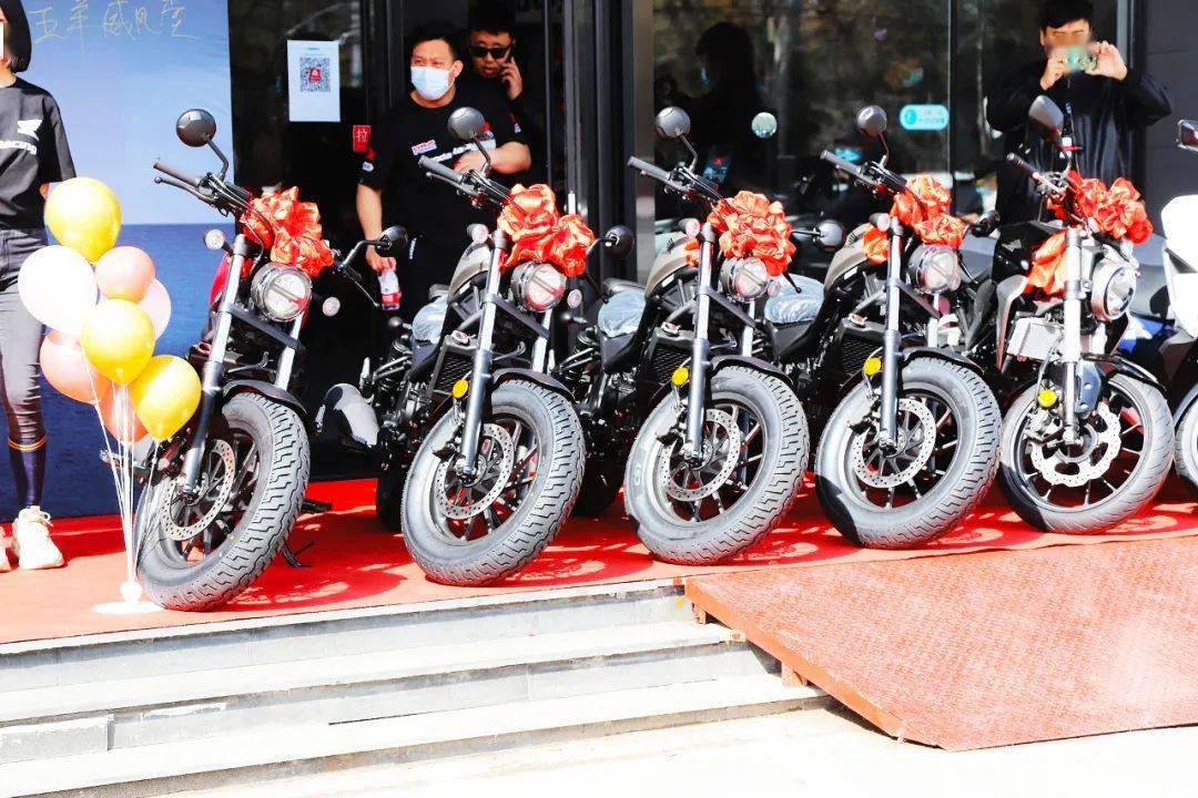 现场有人加1万求车本田nss350cm300北京旗利首发