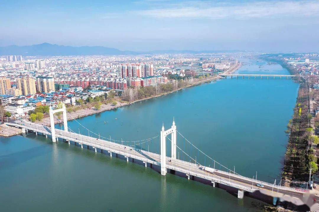 蕴情怀,践初心,湖北日报专刊推介我市老城换"新颜"_麻城