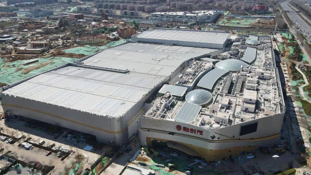 济南东:4年一座城_万达文