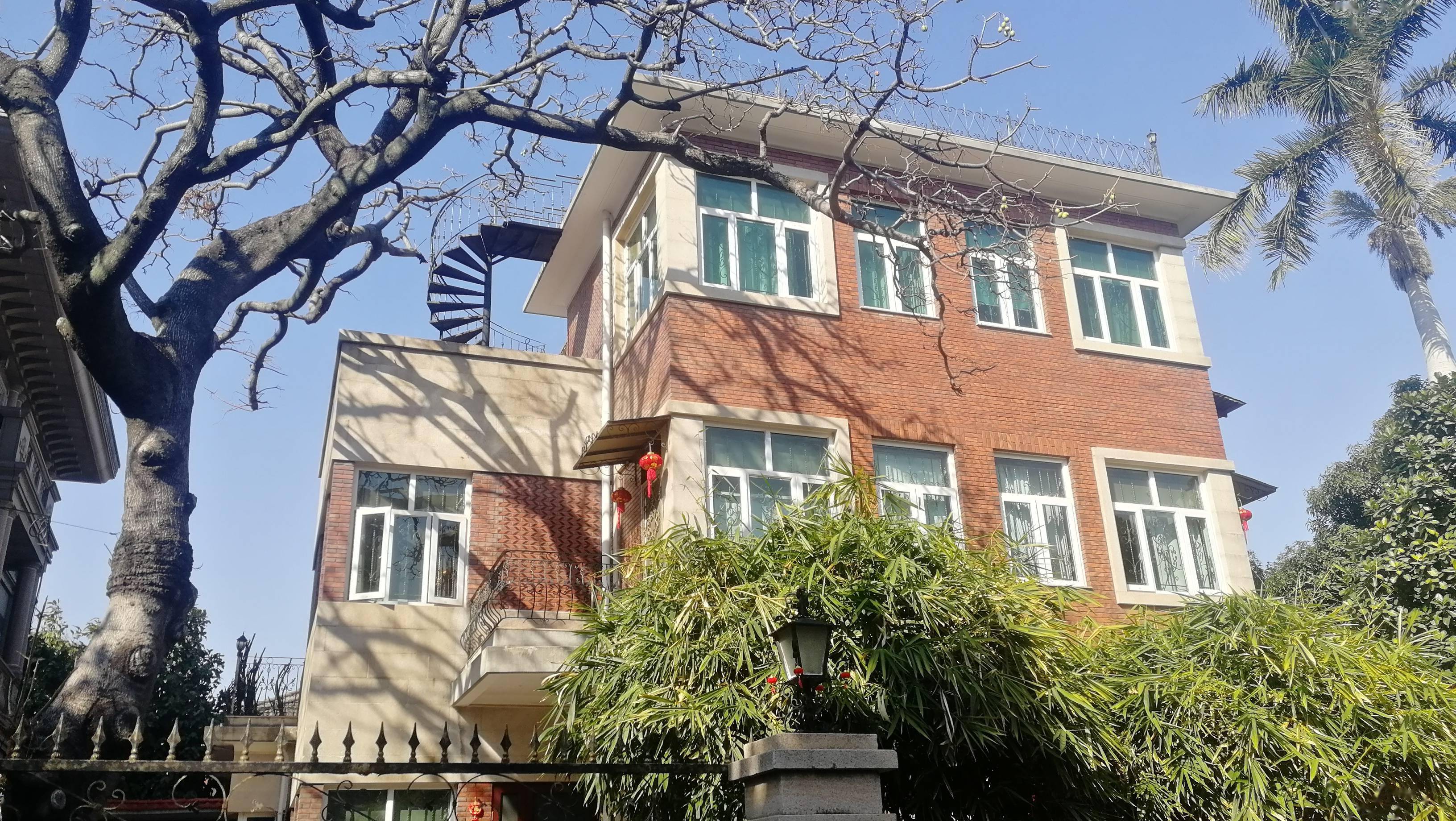 养在深闺人未识,厦门市中山公园边华新路美丽地方你听说过吗?_别墅