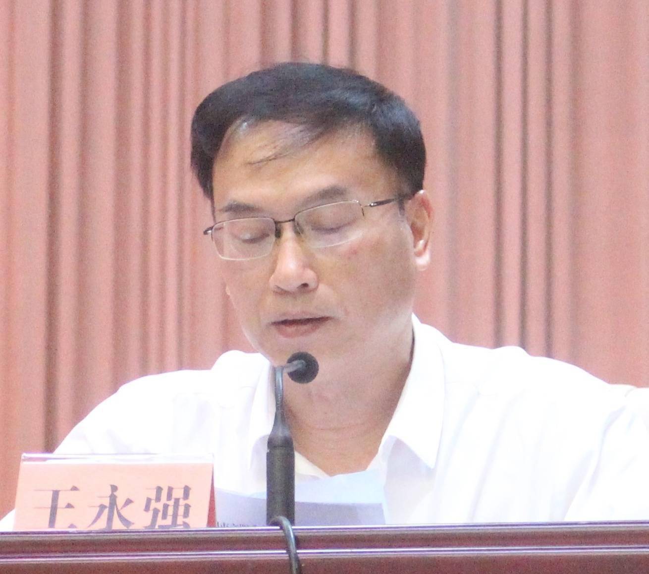 吴川铁腕推进省文明城市创建工作