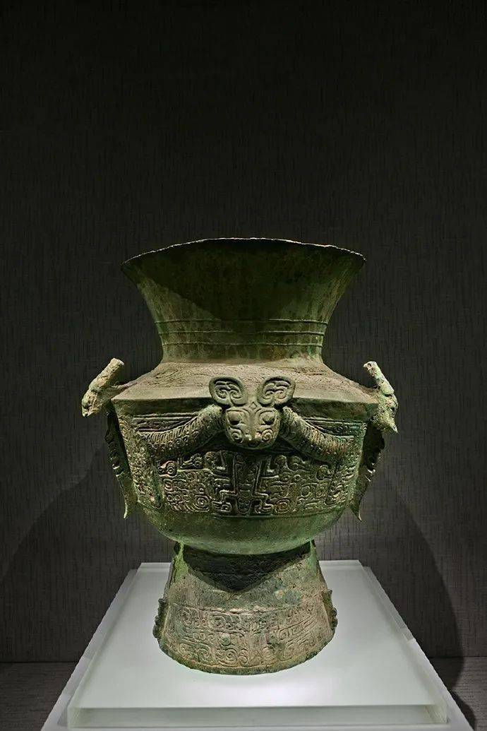 聚焦|三星堆酒具"上新",探秘4500年前的中国酒文化_青铜器