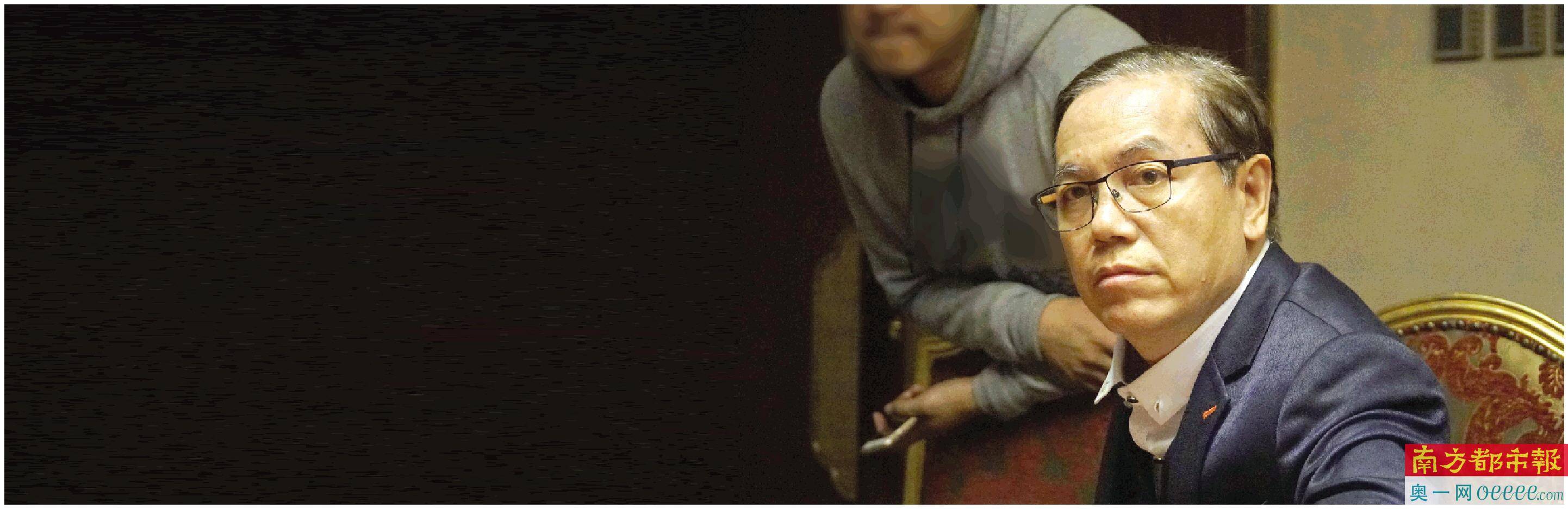 田启文/香港电影精神是有一种洒脱_行业