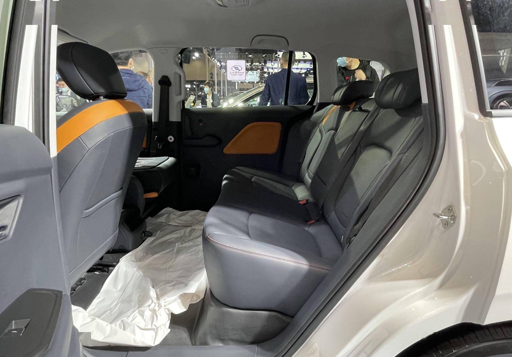 mpv侧滑门调整 48ba88e01ead4a00b962d56dd0da6207.jpeg