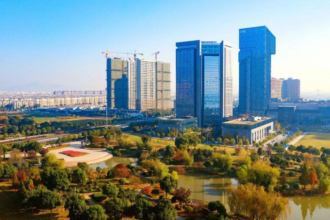 把握双循环新发展格局赋能国企改革