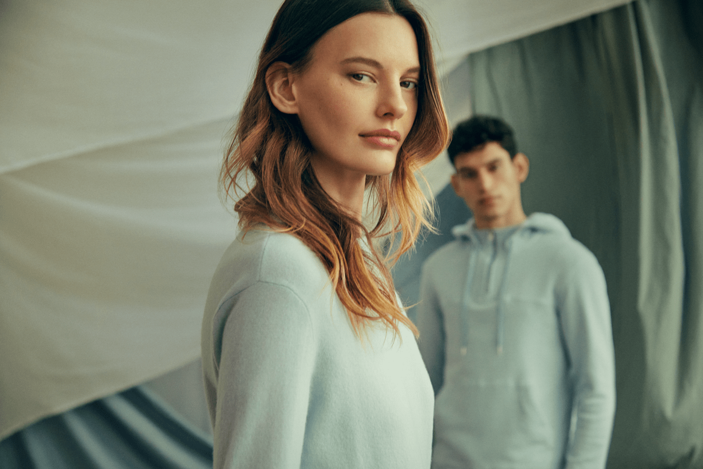 clubmonaco推出茶染系列相拥春日传递时尚环保风尚