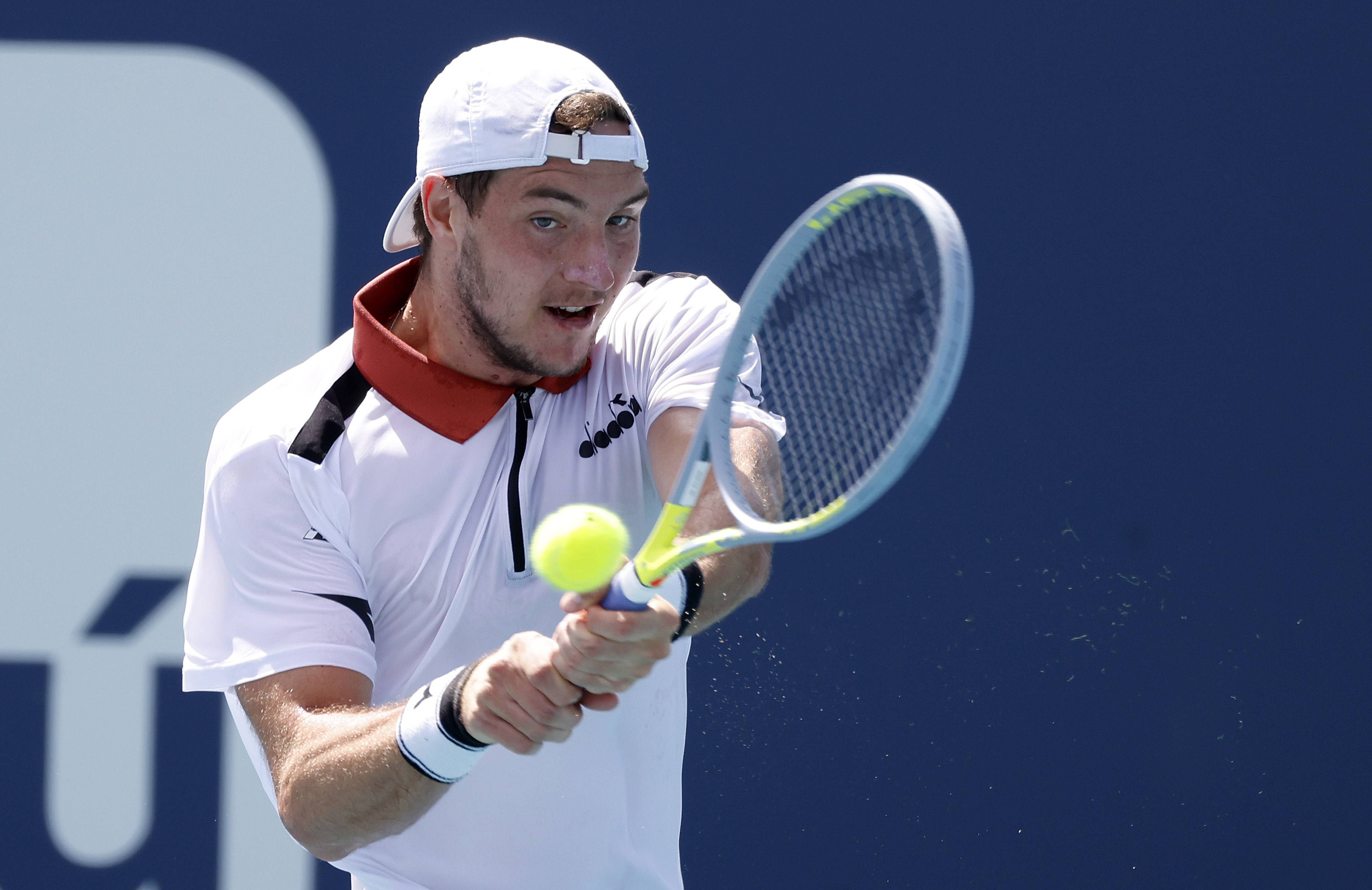 网球迈阿密公开赛阿古特晋级