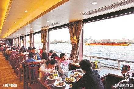 不仅游玩，还可吃喝！武汉两江游船餐饮航班4月恢复