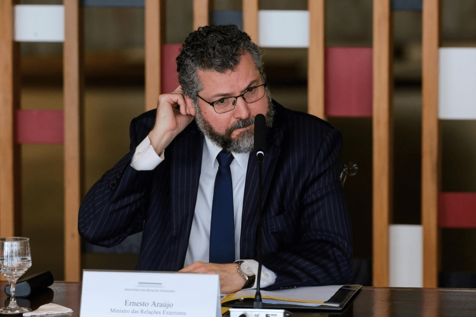 巴西外交部长向总统请辞