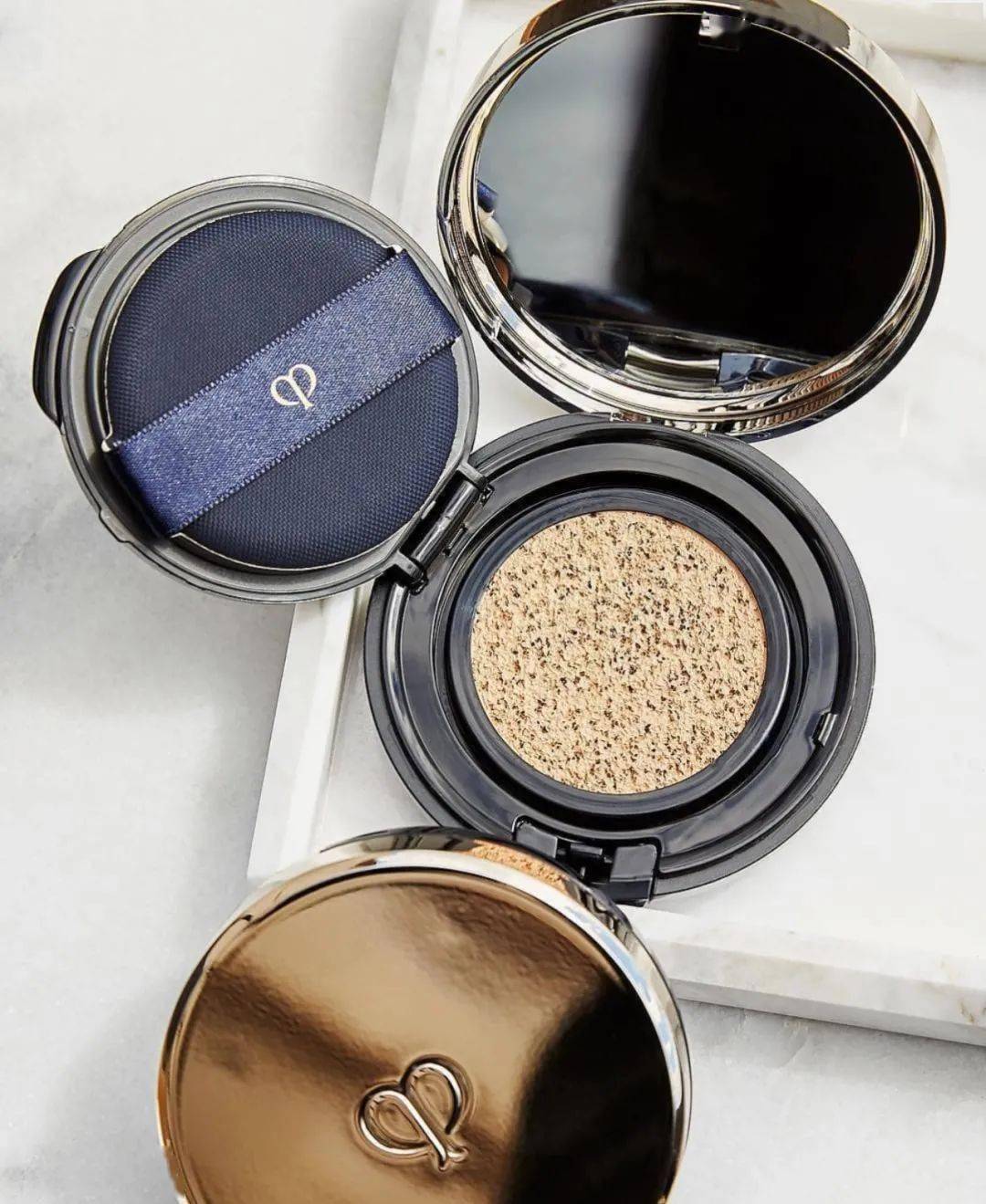 cpb  肌肤之钥钻光气垫