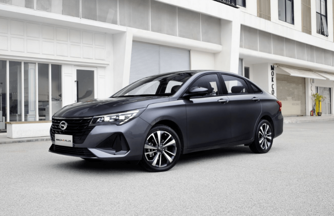 试驾传祺ga4plus既省油又省心适合家用