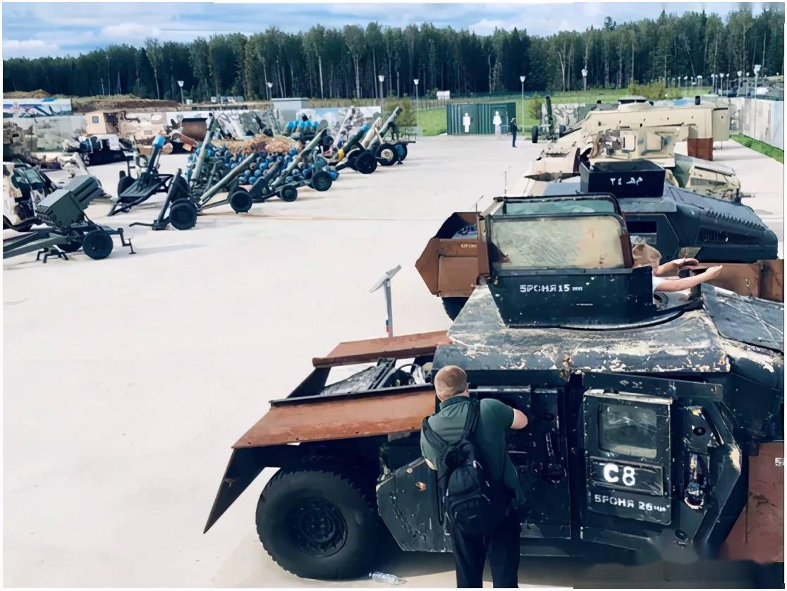 叙利亚战争10周年纪念战场上的奇葩兵器之发射煤气罐的超级没良心炮