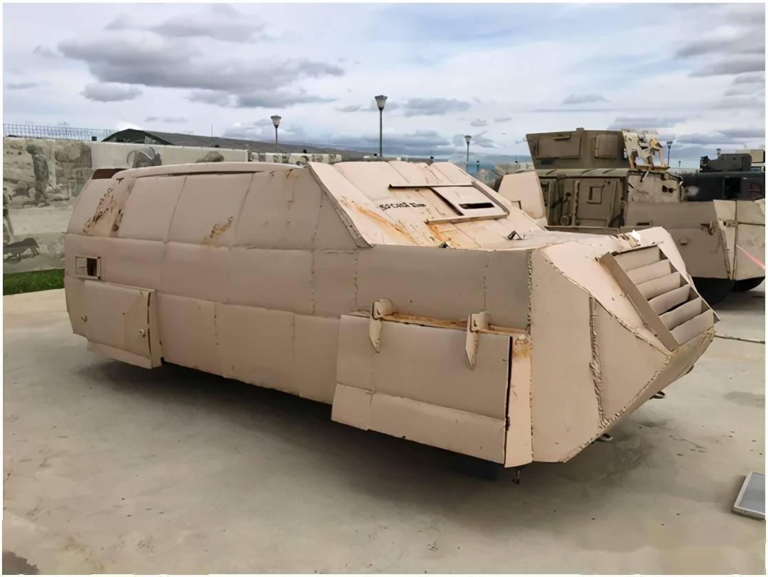 叙利亚战争10周年纪念战场上的奇葩兵器之发射煤气罐的超级没良心炮